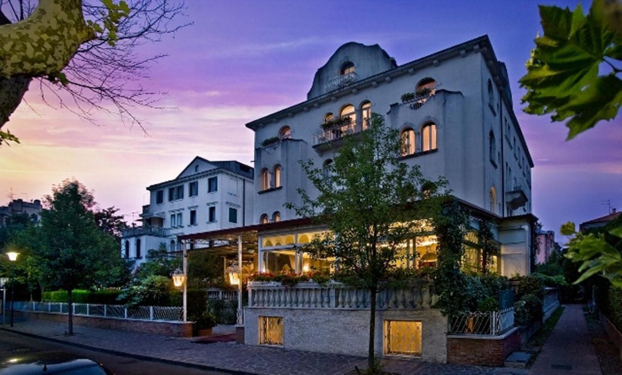 Hotel Biasutti Venedig-Lido Exteriör bild