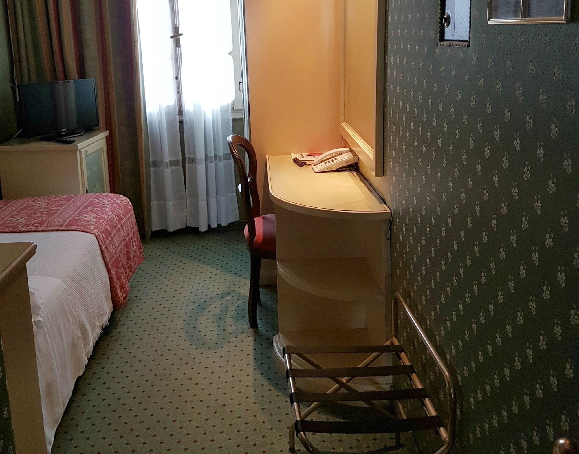 Hotel Biasutti Venedig-Lido Exteriör bild